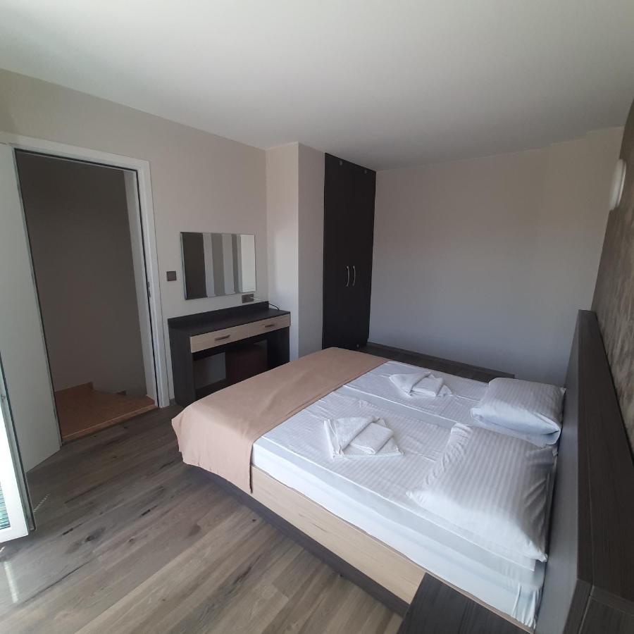 Gradina Hotel Chernomorets Exterior photo