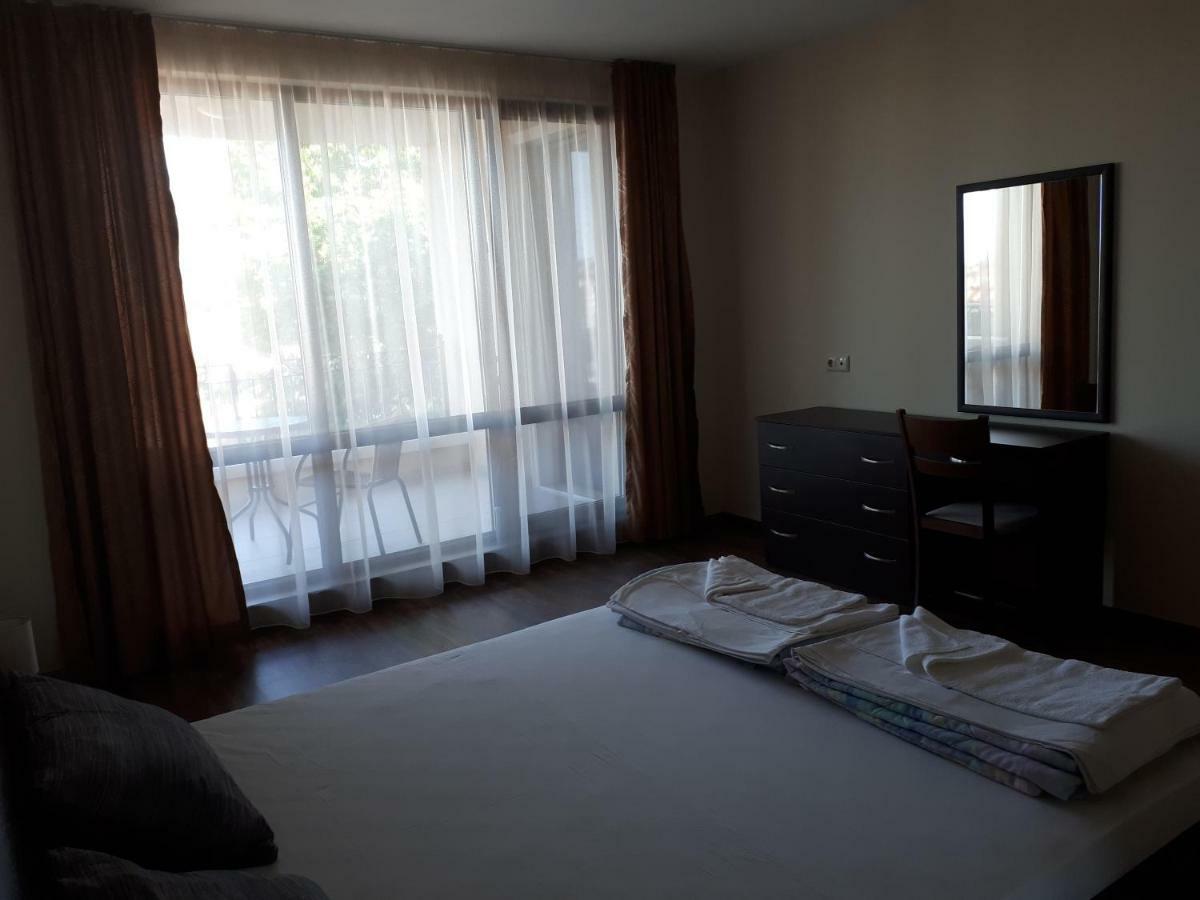 Gradina Hotel Chernomorets Exterior photo