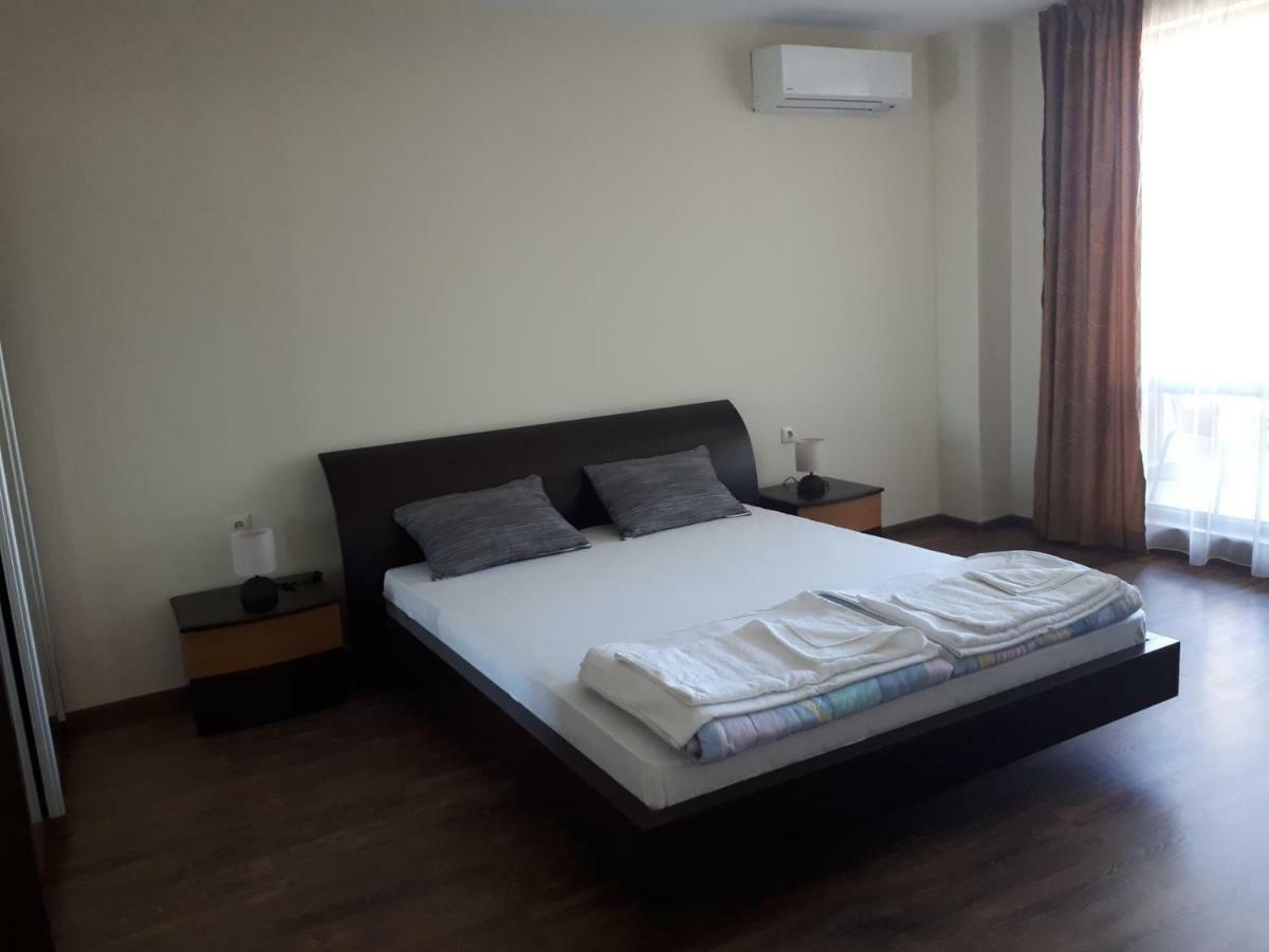 Gradina Hotel Chernomorets Exterior photo