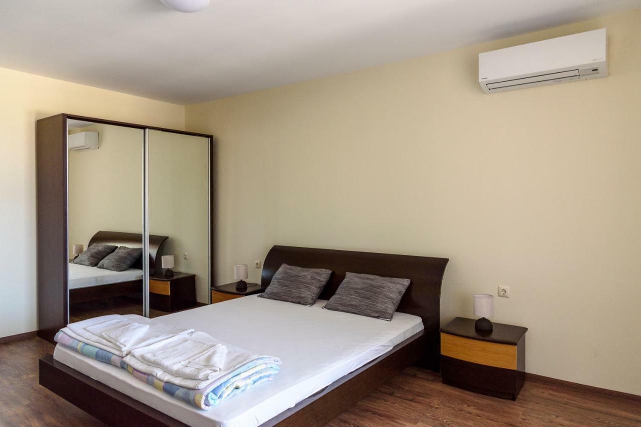 Gradina Hotel Chernomorets Exterior photo