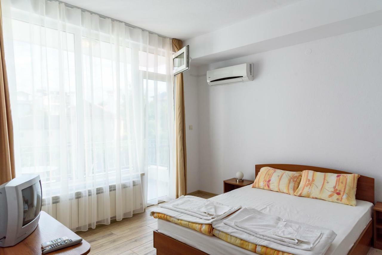 Gradina Hotel Chernomorets Exterior photo