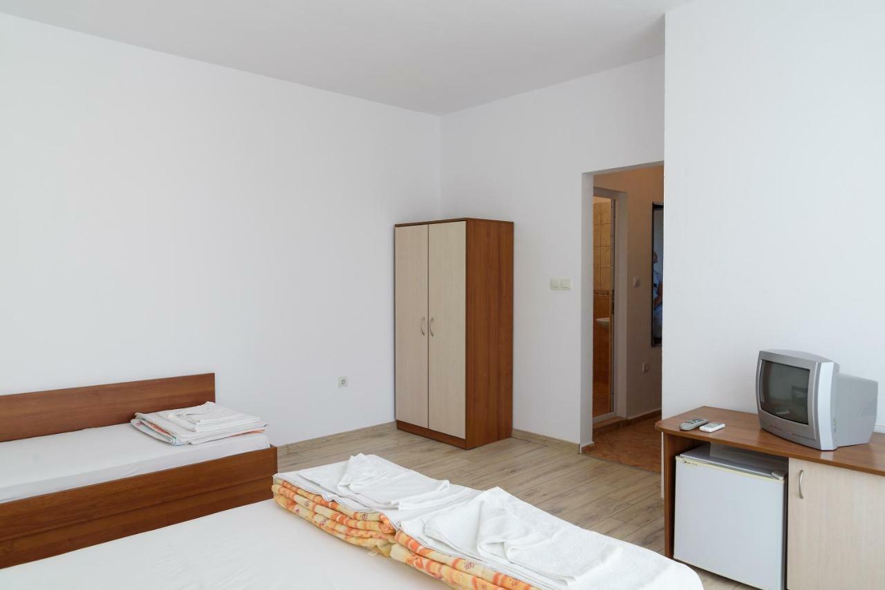 Gradina Hotel Chernomorets Exterior photo